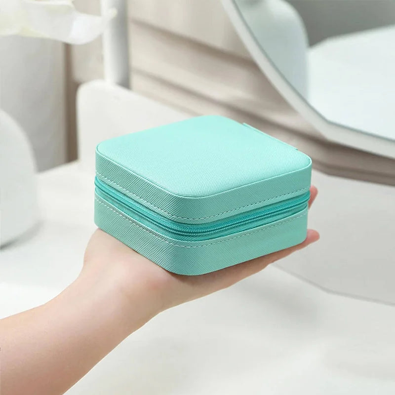 Portable Mini Jewelry Storage Box – Compact Leather Organizer for Travel and Everyday Use