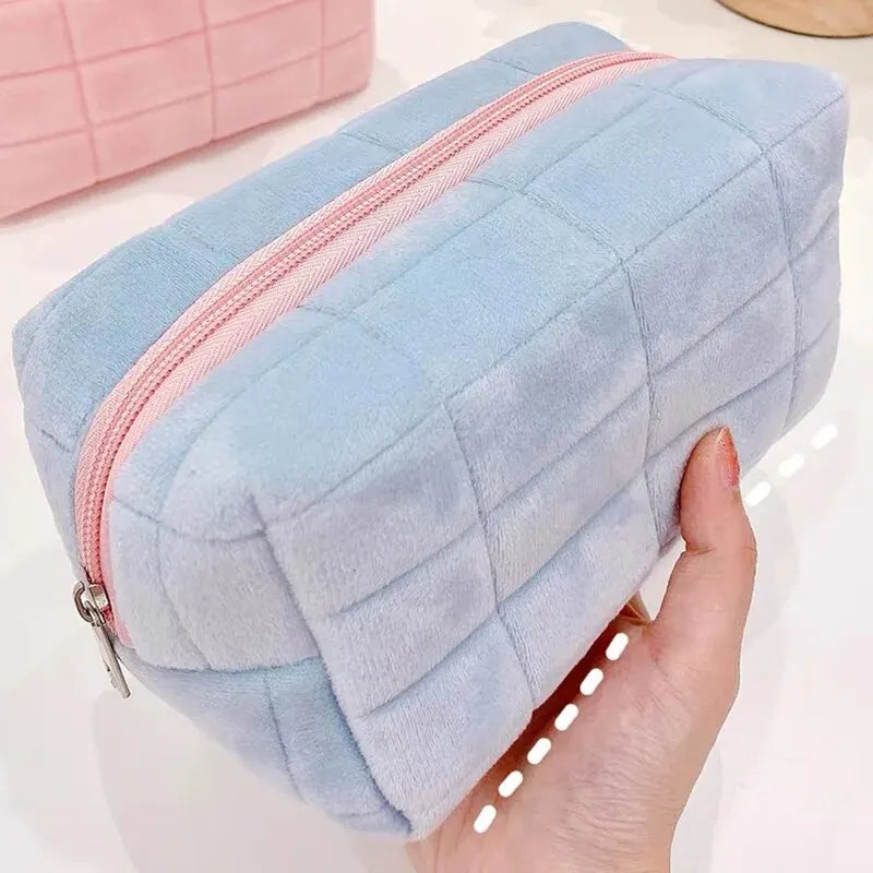 Solid Color Fur Cosmetic Bag – Large Zipper Makeup Organizer for Travel & Storage