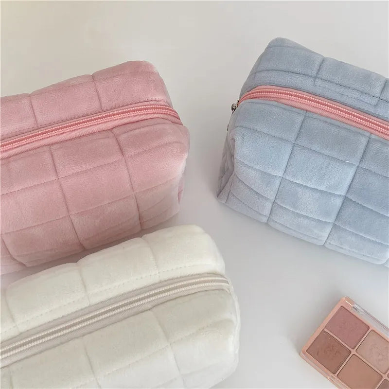 Solid Color Fur Cosmetic Bag – Large Zipper Makeup Organizer for Travel & Storage