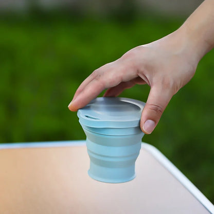 Outdoor Silicone Folding Cup with Hanging Hole – The Perfect Travel Companion for Hydration on the Go